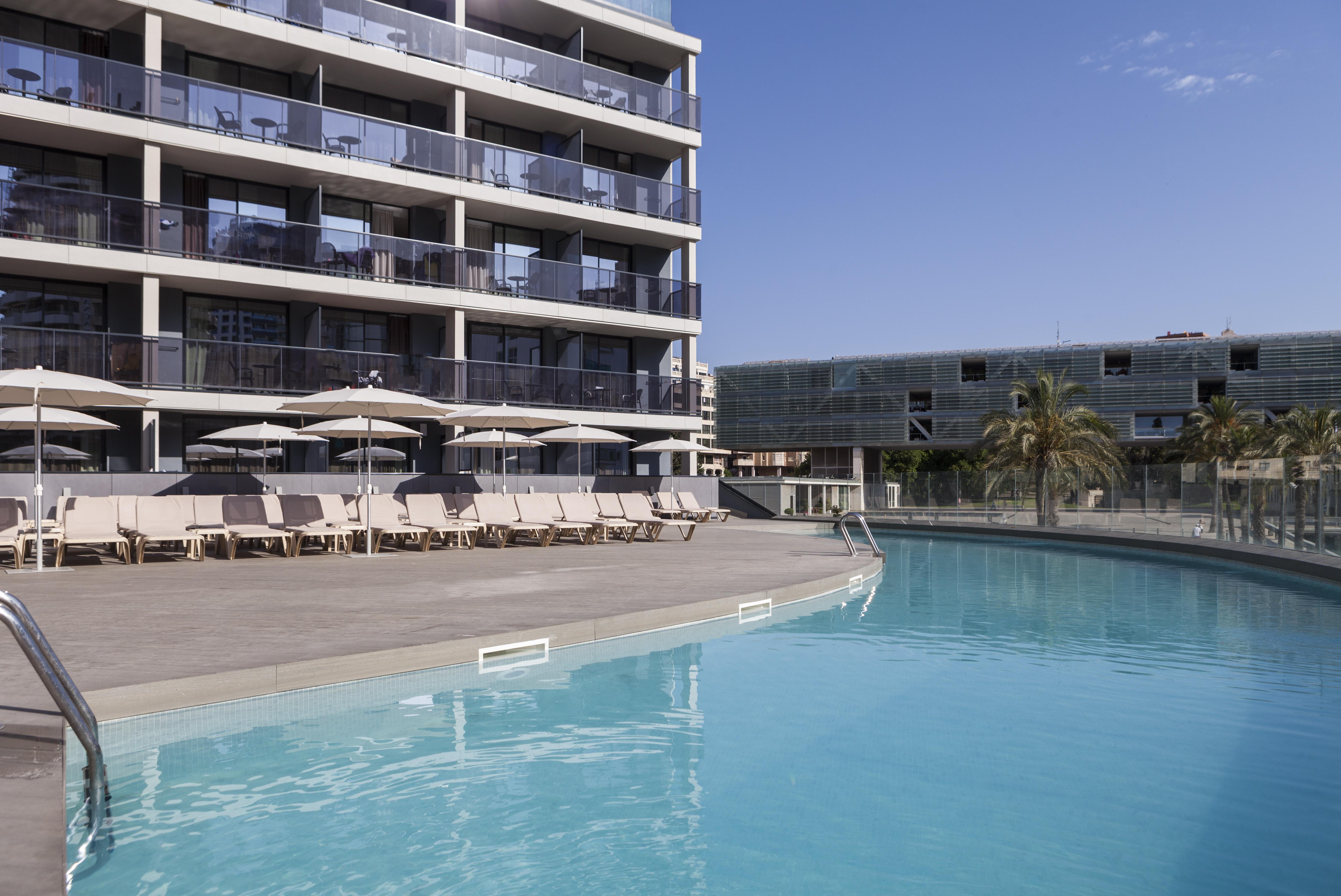 Hotel Bristol 4 Sup เบนิดอร์ม ภายนอก รูปภาพ