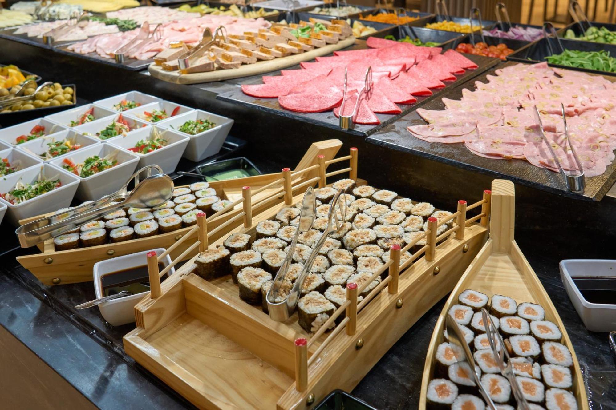 Hotel Bristol 4 Sup เบนิดอร์ม ภายนอก รูปภาพ